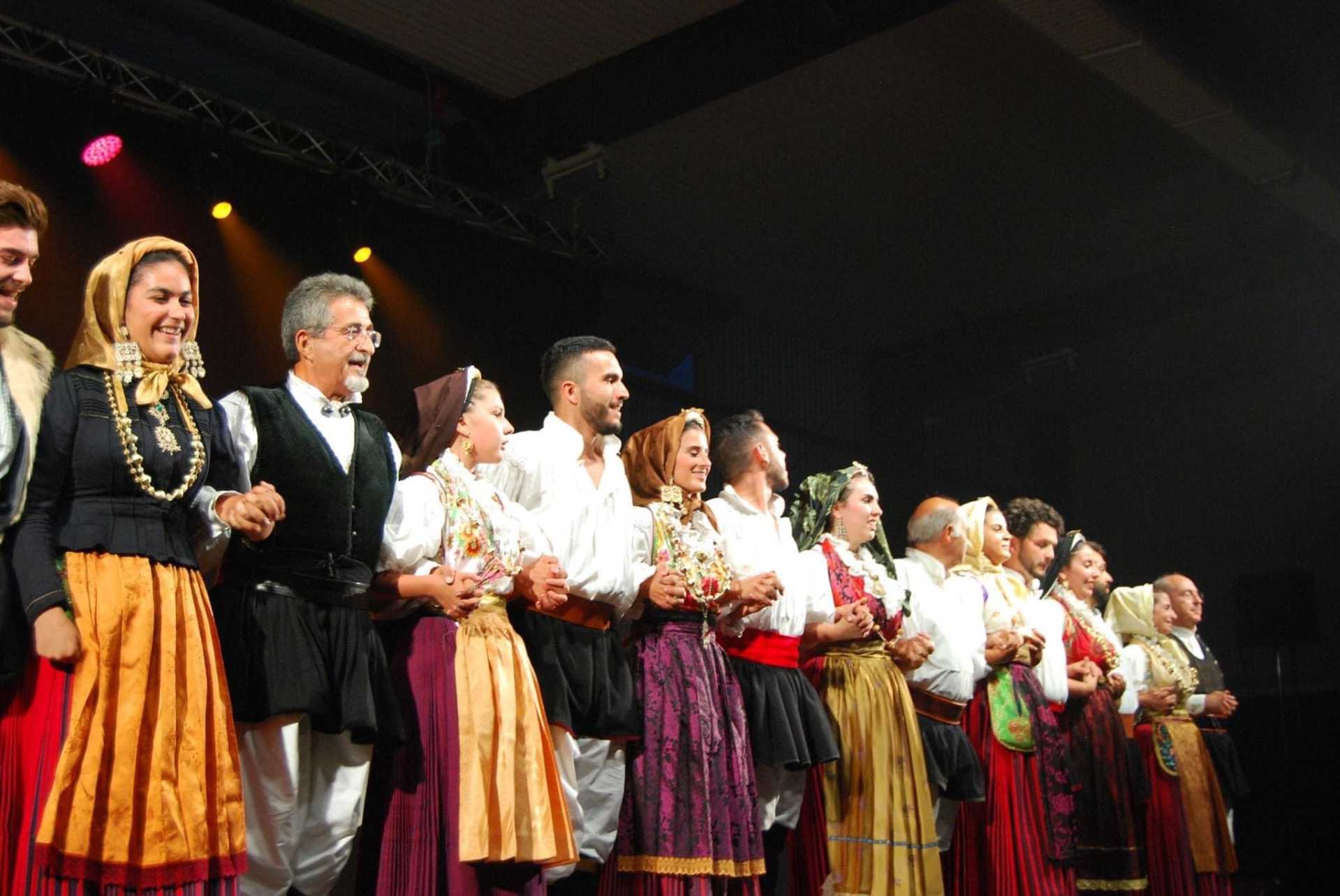 All’Ospedale Sirai il Festival Internazionale del Folklore All’Ospedale Sirai il Festival Internazionale del Folklore