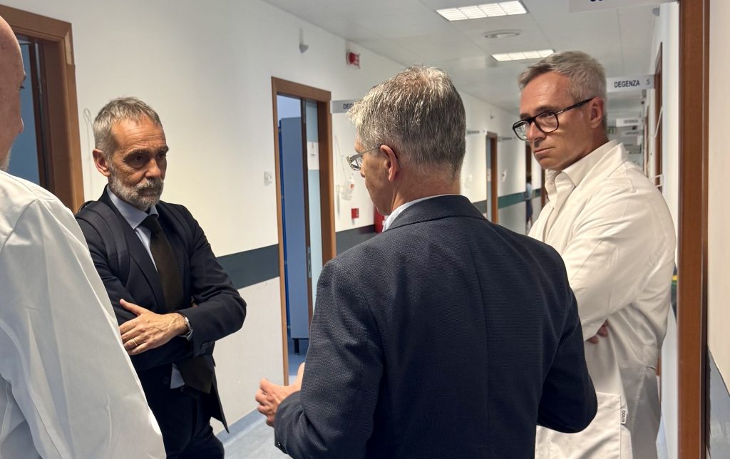 Il Commissario straordinario Marras in visita nei due Ospedali